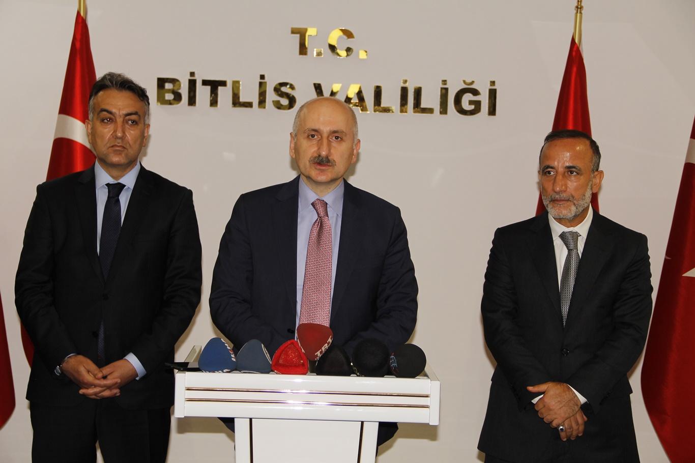 Bakan Karaismailoğlu: “Bitlis'e bugüne kadar yaptığımız projenin miktarı 7 milyarı geçti”